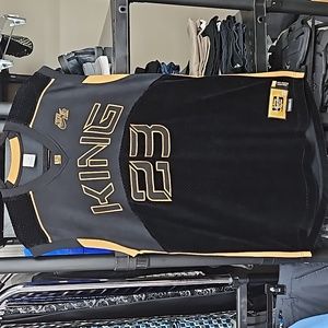 Nike LeBron James Men's Jersey, Large